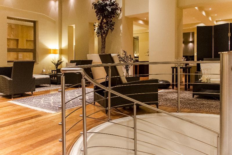 Gdm梅格荣历史纪念碑酒店 伊拉克利翁 外观 照片 The lobby of the hotel